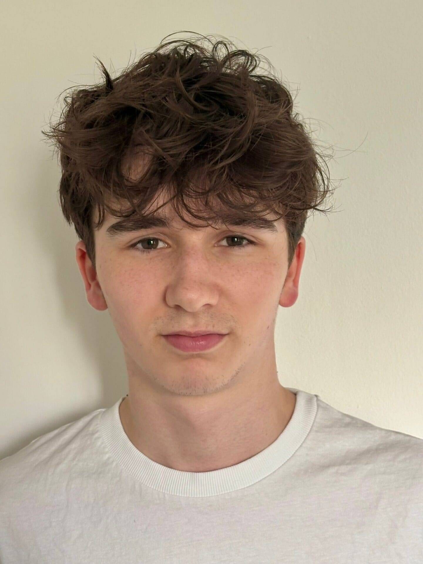 Aidan Gallagher Profile Photo